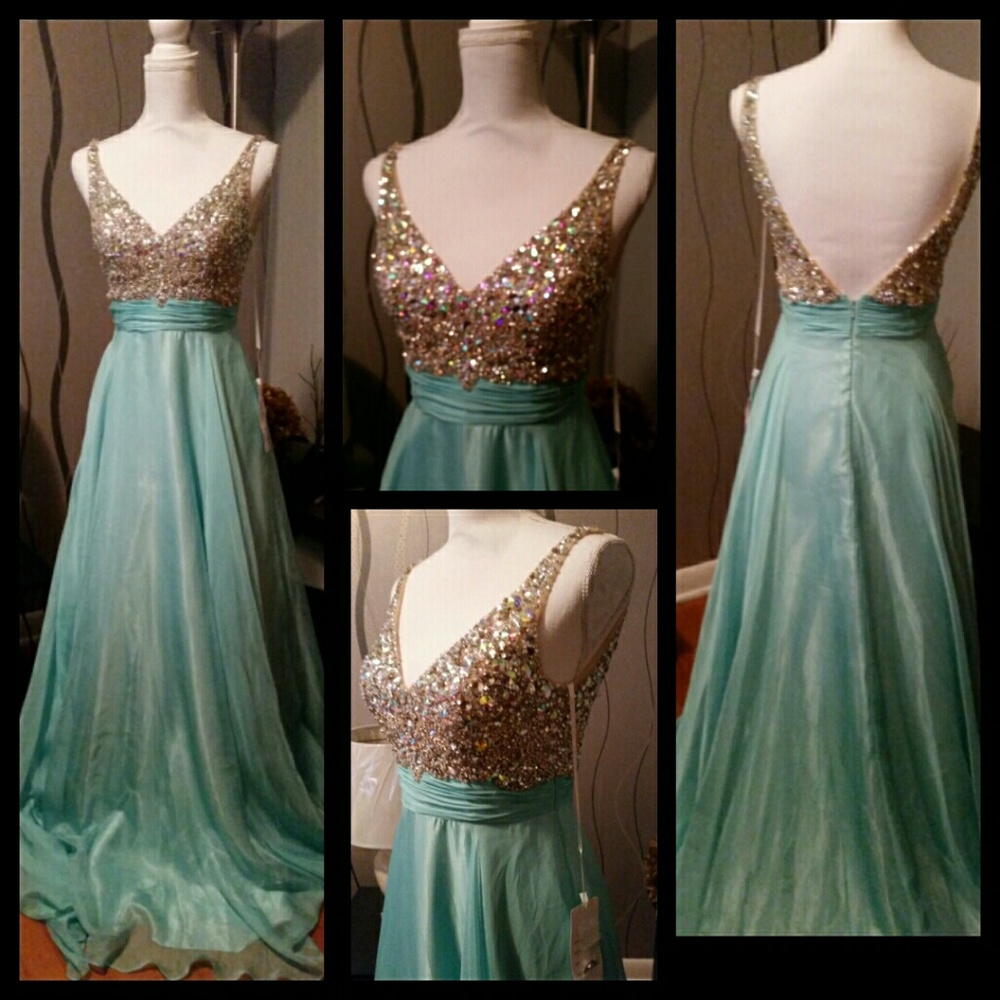 Beautiful prom Formal dress Meier collection